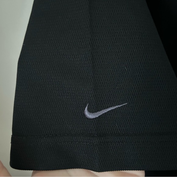 Nike T-Shirt Short Sleeve Athletic Black Crewneck Neutral Casual - Picture 6 of 10